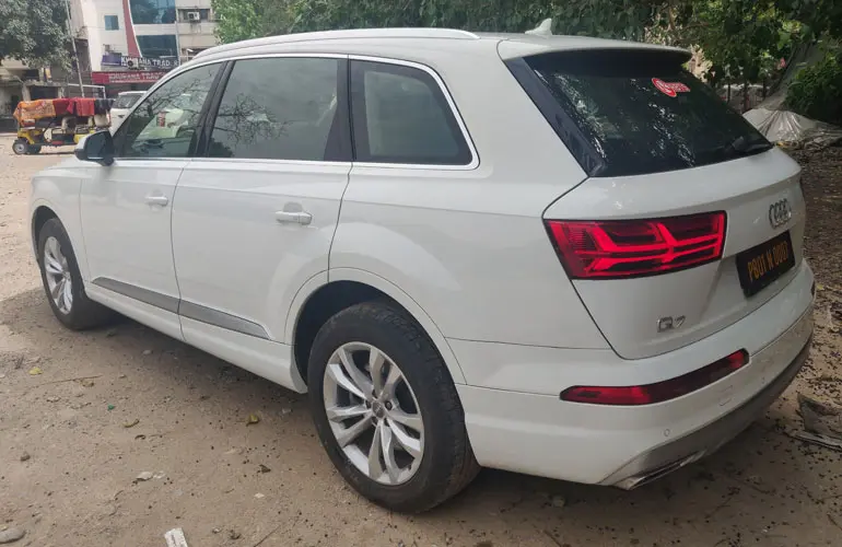 Audi Q7 Self Drive Car