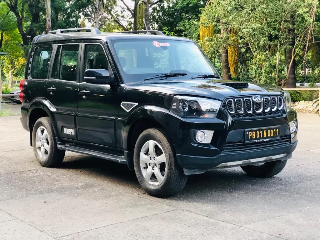 Mahindra Scorpio S11 Self Drive Car