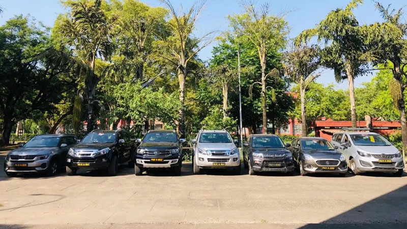 Self Drive Cars for Leh and Spiti Valley